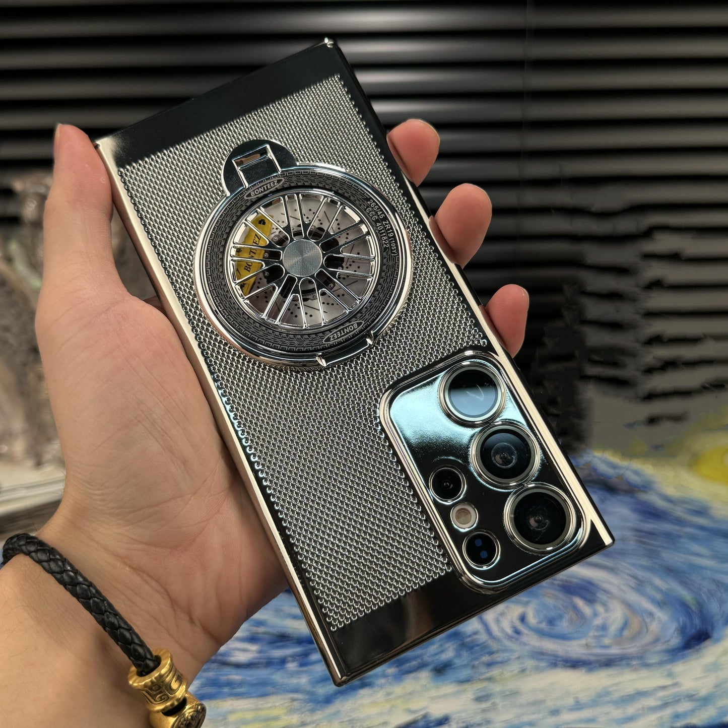 44661105623191|44661106180247